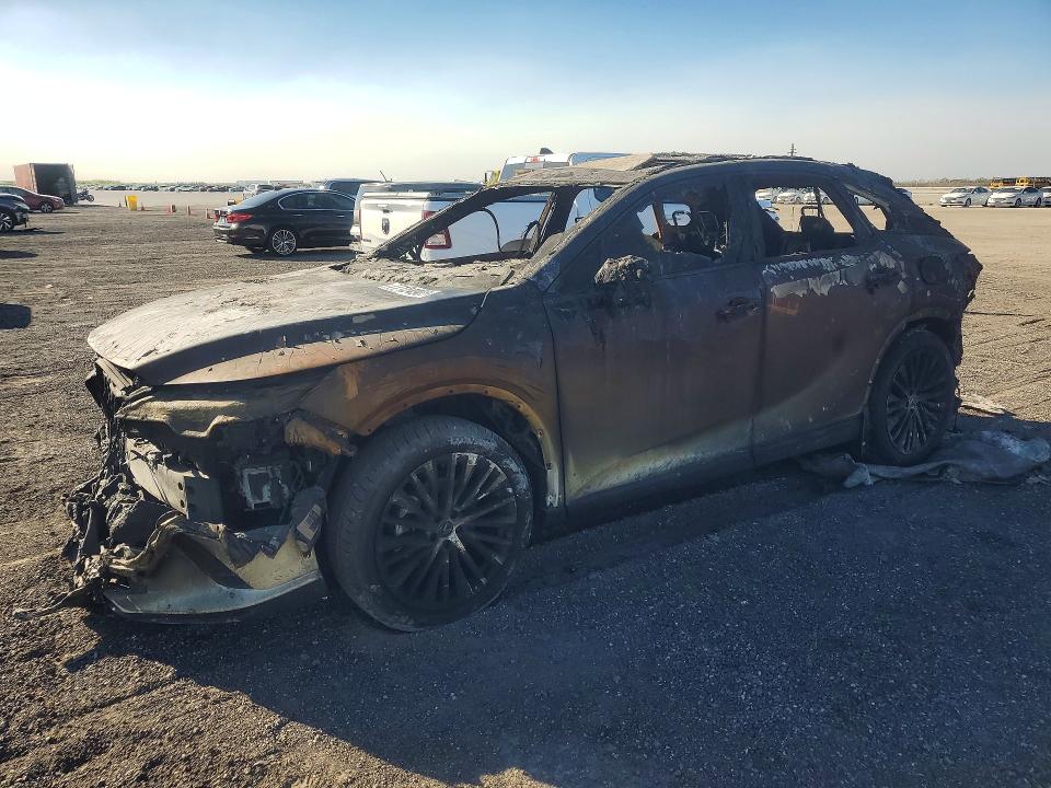 2T2BAMBA5RC047560