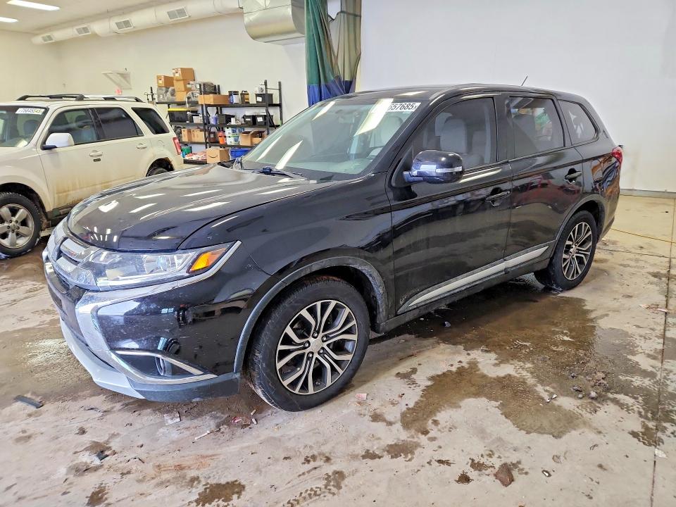 JA4AD3A33GZ026062