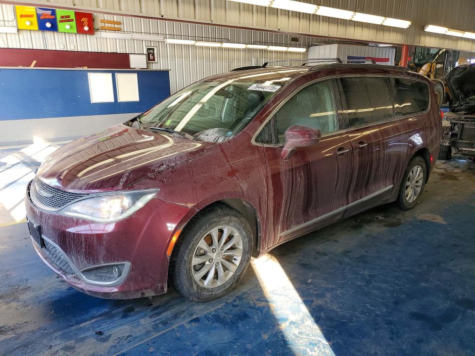 2C4RC1BG0KR685527