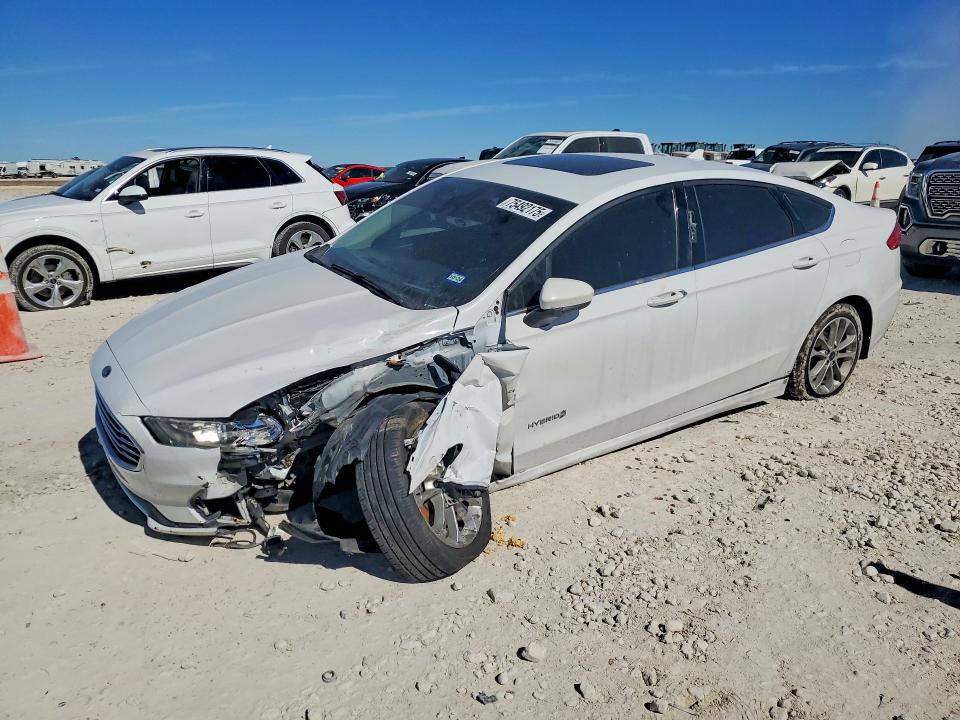 3FA6P0LU4KR104987