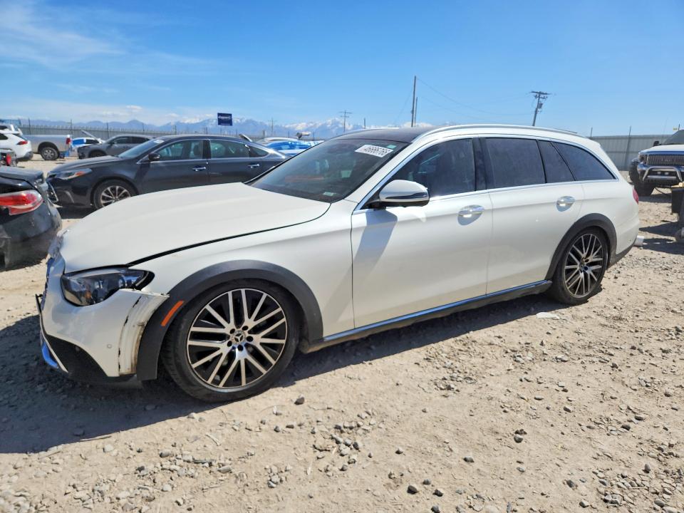 W1KZH6AB9NB042672