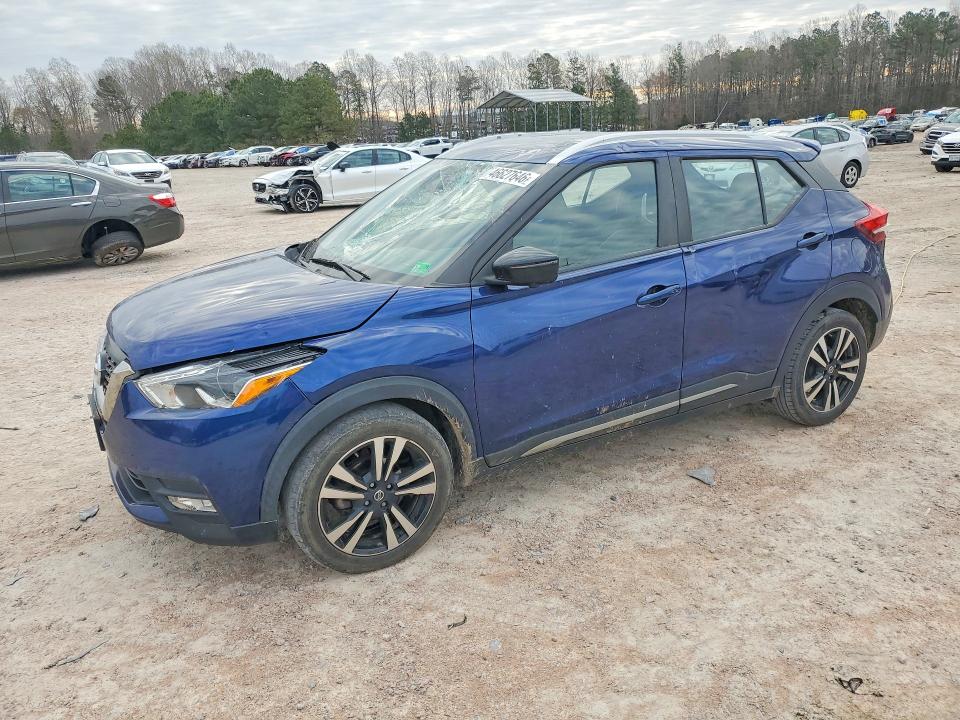 3N1CP5DV8LL579468