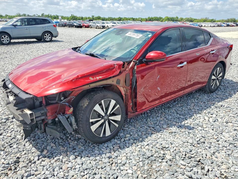 1N4BL4EV4MN379983