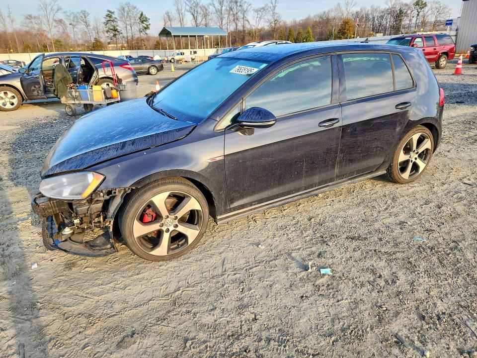 3VW5T7AU5FM002076