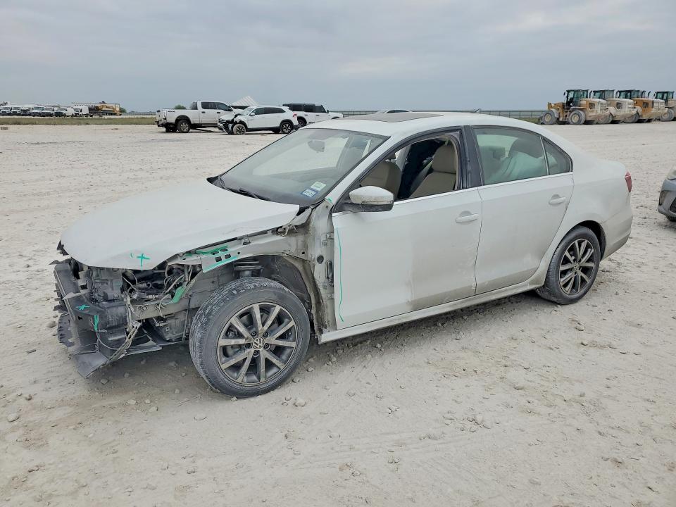 3VWDB7AJ3HM321211
