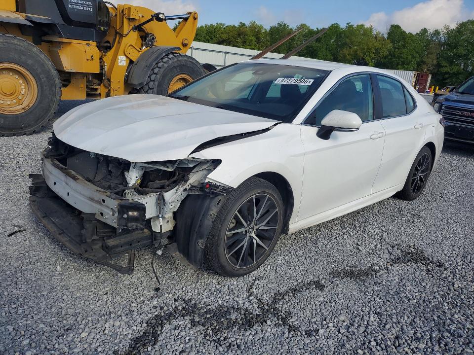 4T1G11AK9NU672572