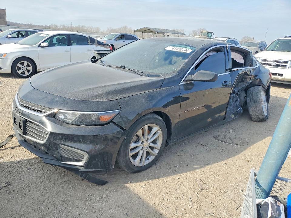 1G1ZD5ST4JF138423