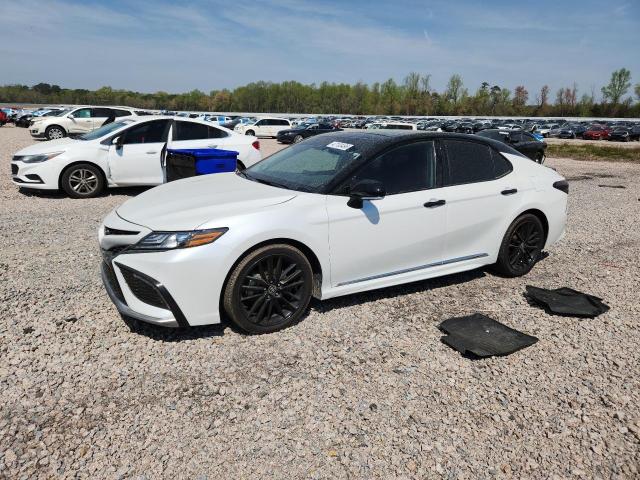4T1KZ1AK0RU098565