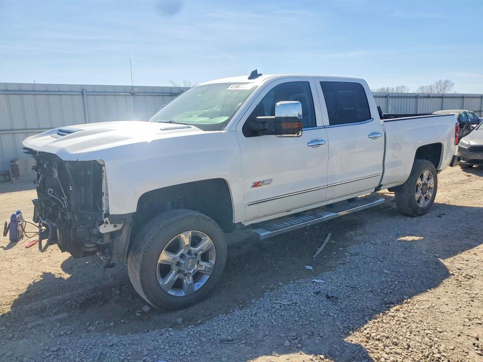 1GC1KWEY5HF190869