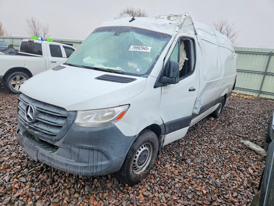 W1Y40CHY9MT056581