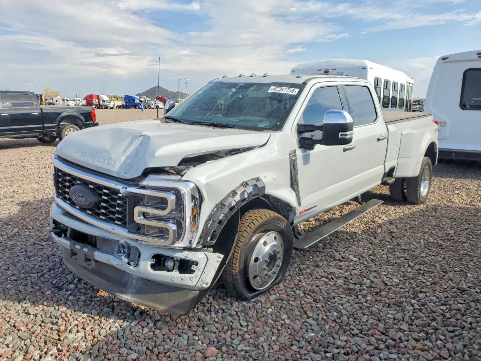 1FT8W4DM9TEC73208