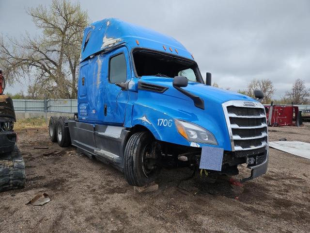 1FUJHHDR1KLKE4525