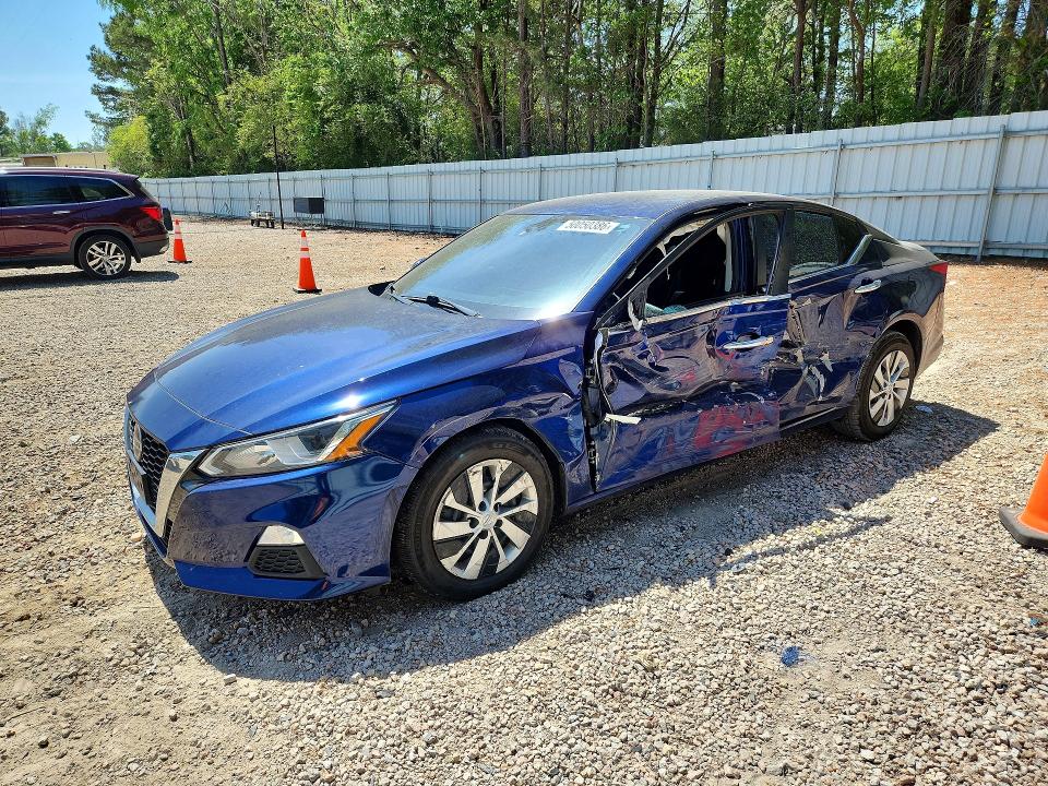 1N4BL4BV2MN390288
