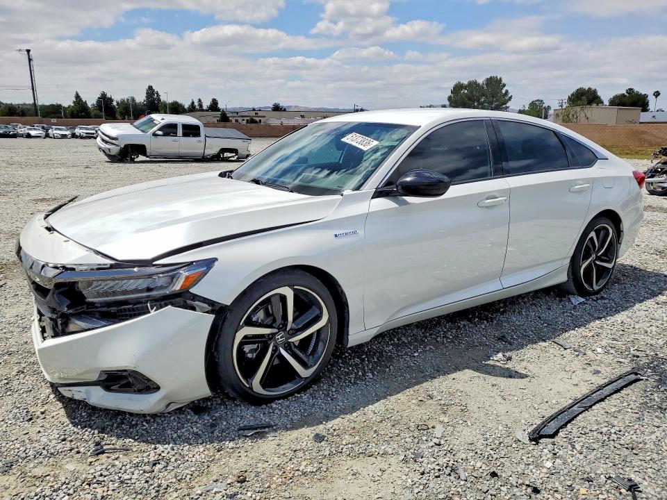 1HGCV3F23NA037118