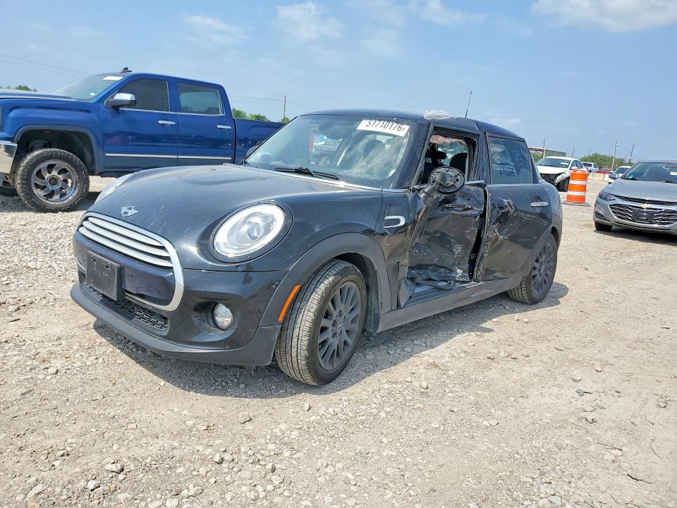 WMWXS5C51FT832660