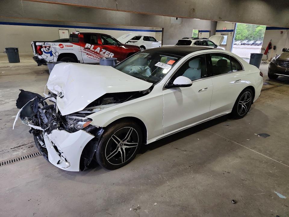 W1KLF4HB5SA095179