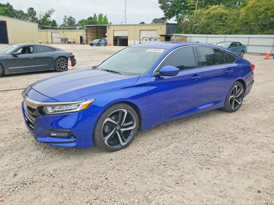 1HGCV1F30KA015635