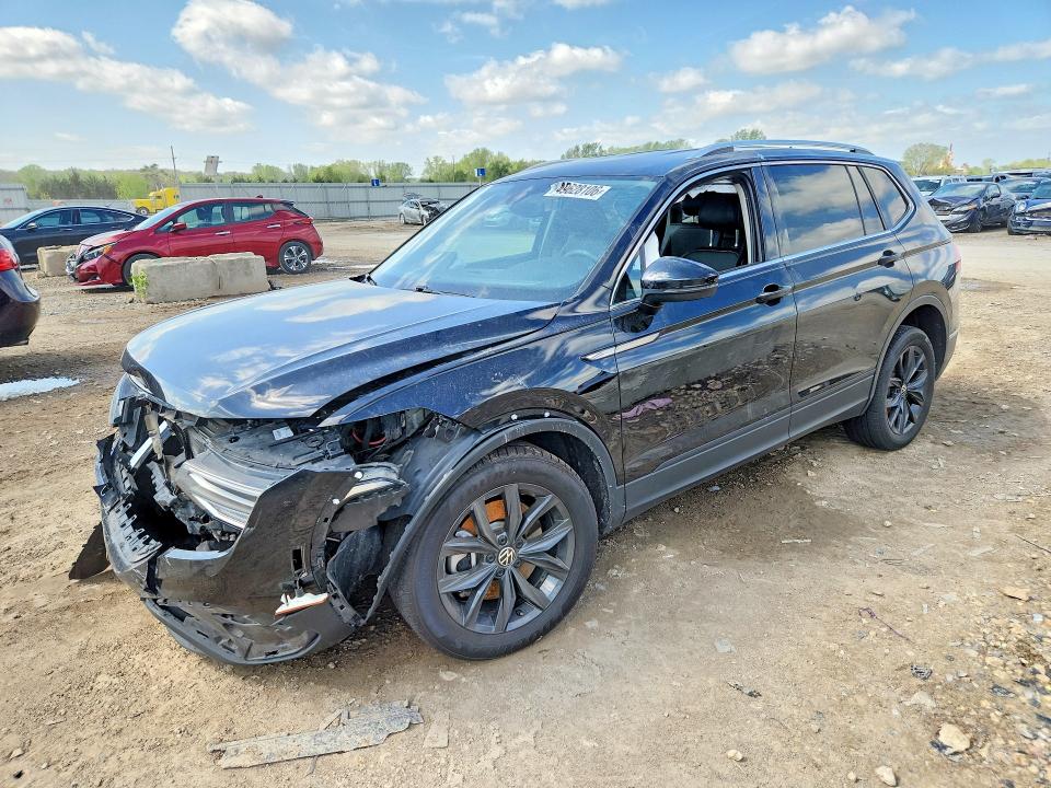 3VV3B7AX8RM049860