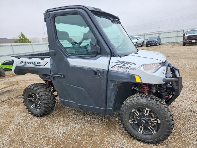 4XARRU993M8457583