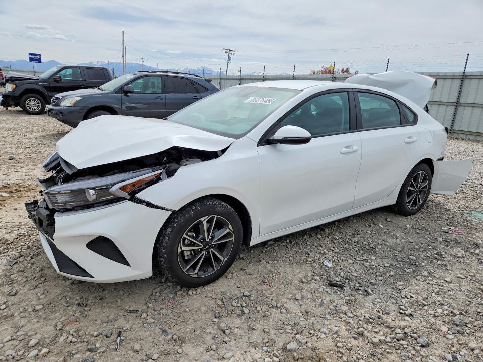 3KPF24AD4PE597054