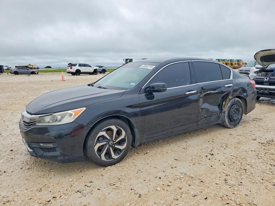 1HGCR2F08GA133620