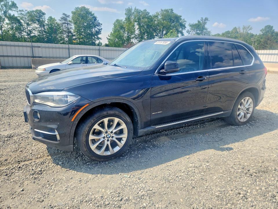 5UXKR0C58F0K61969