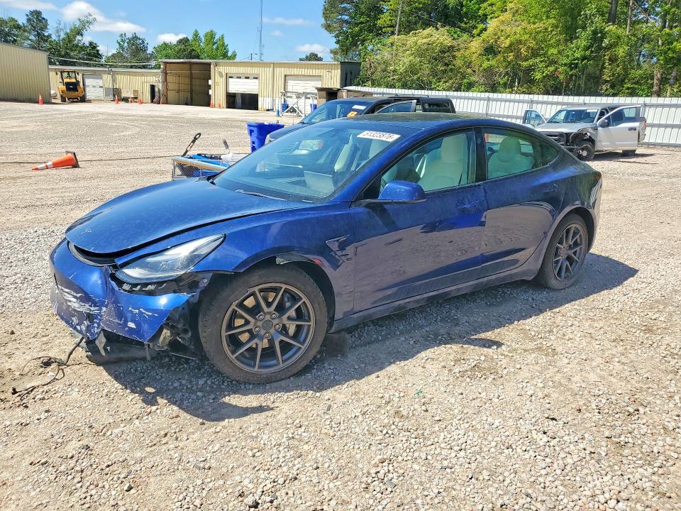5YJ3E1EB4NF201357