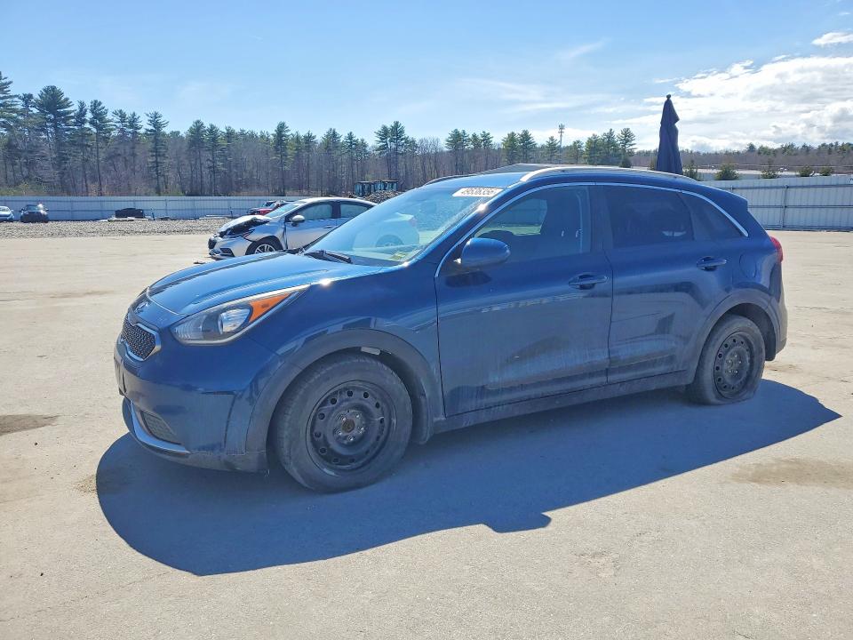 KNDCB3LC2J5212143
