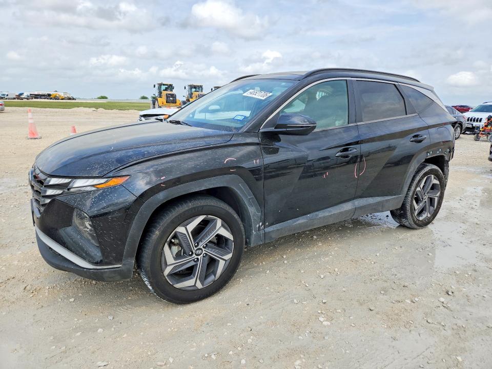 KM8JFCA12NU013033