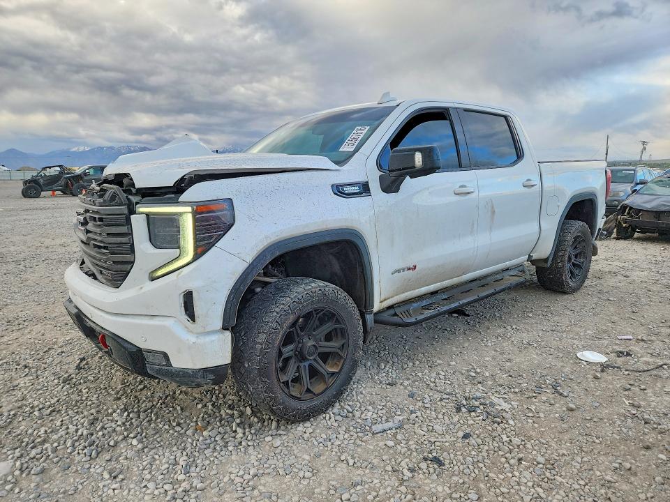 3GTUUEE89PG238209