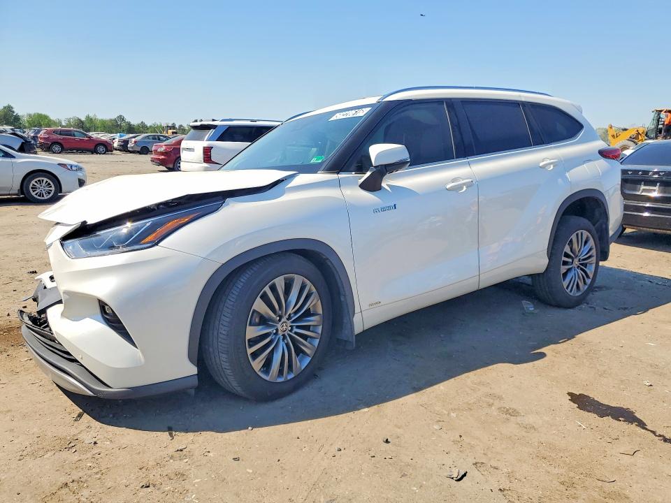 5TDEBRCH9MS041719