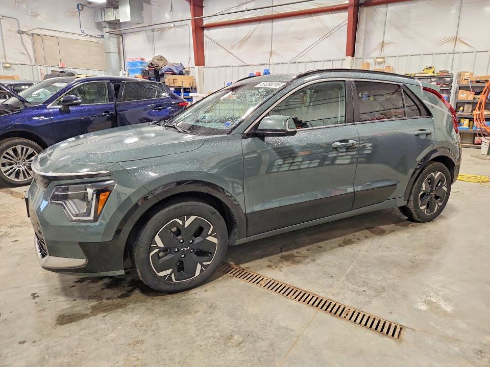 KNDCR3L18P5016629