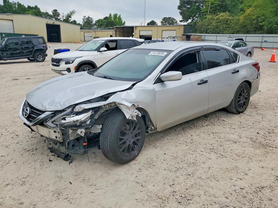 1N4AL3AP9JC260735