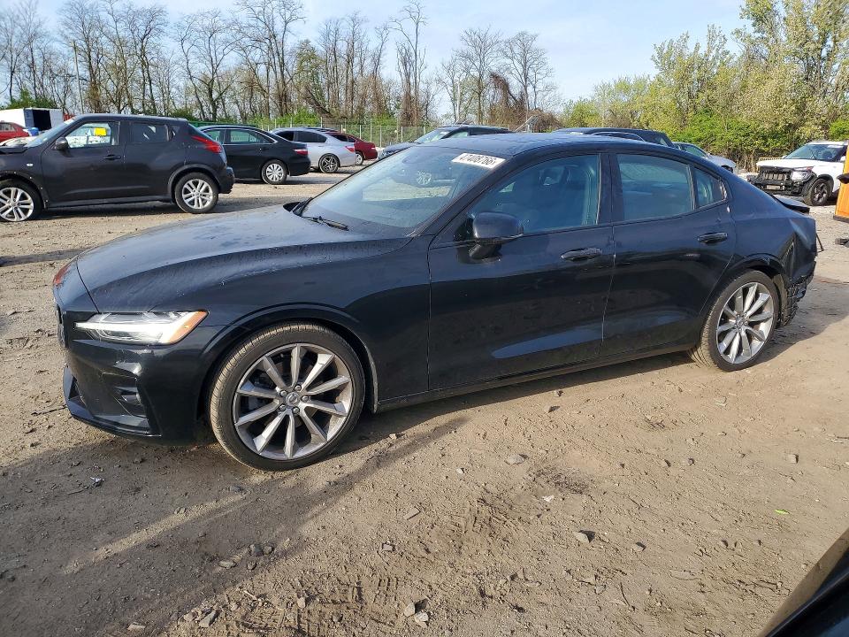 7JR102TZ0MG118364