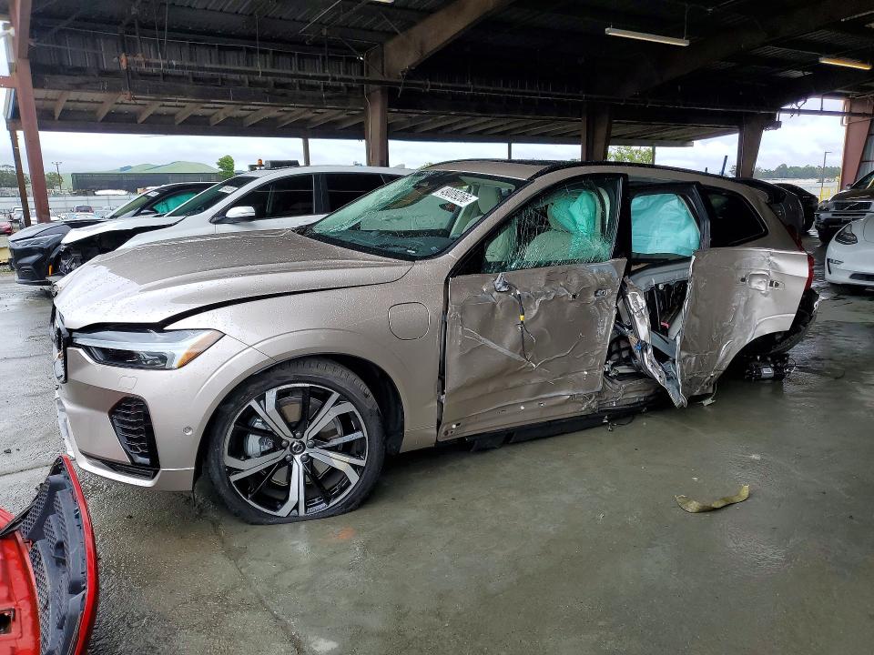 YV4H60RM2S1067619