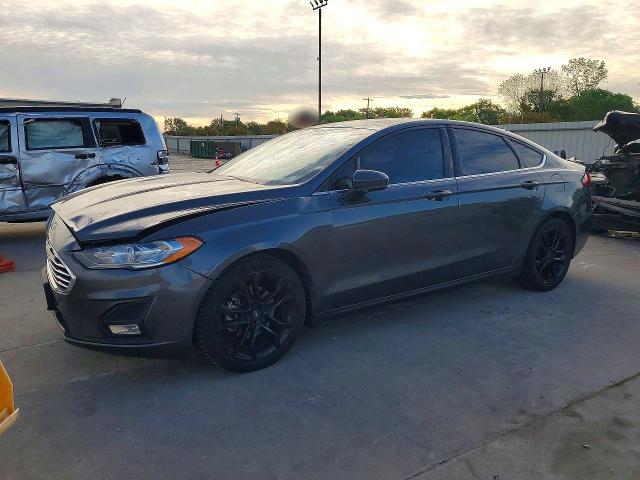 3FA6P0HD5KR282559