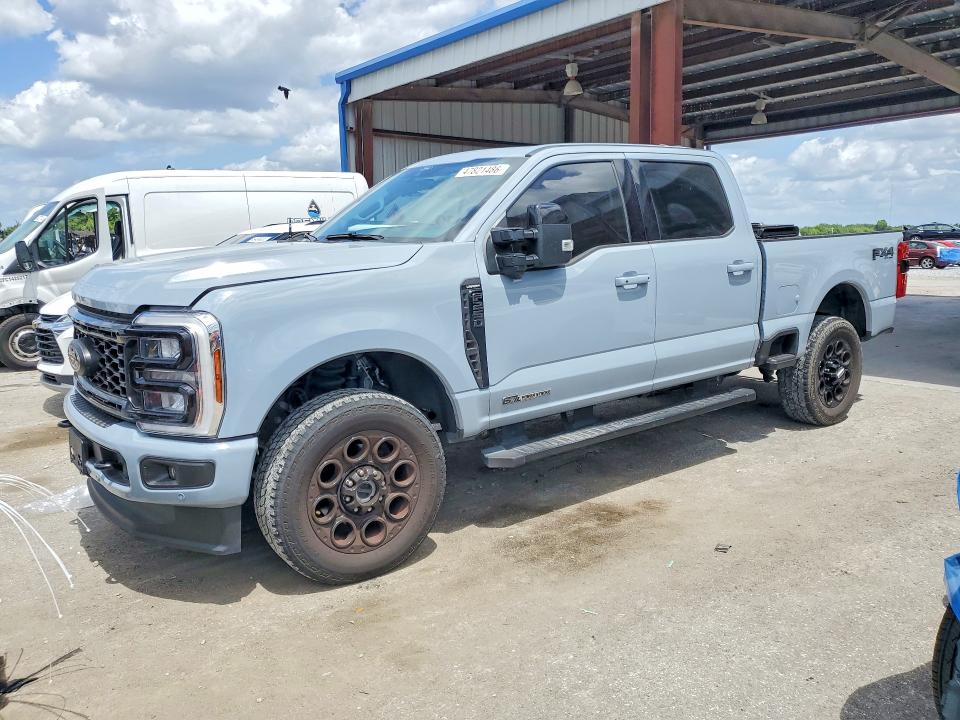 1FT8W2BT5SEC05243