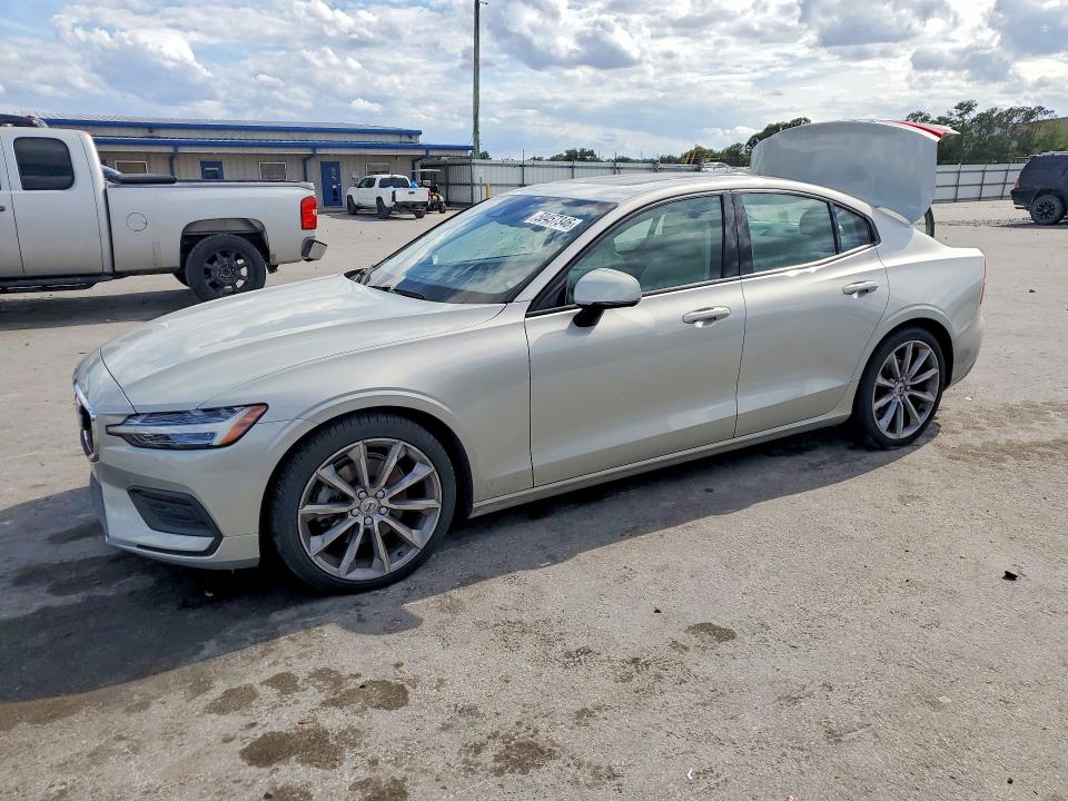 7JR102FK2LG057239