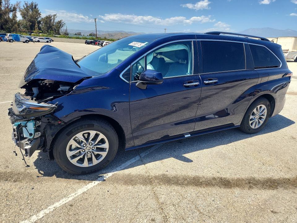 5TDYRKEC2RS194516