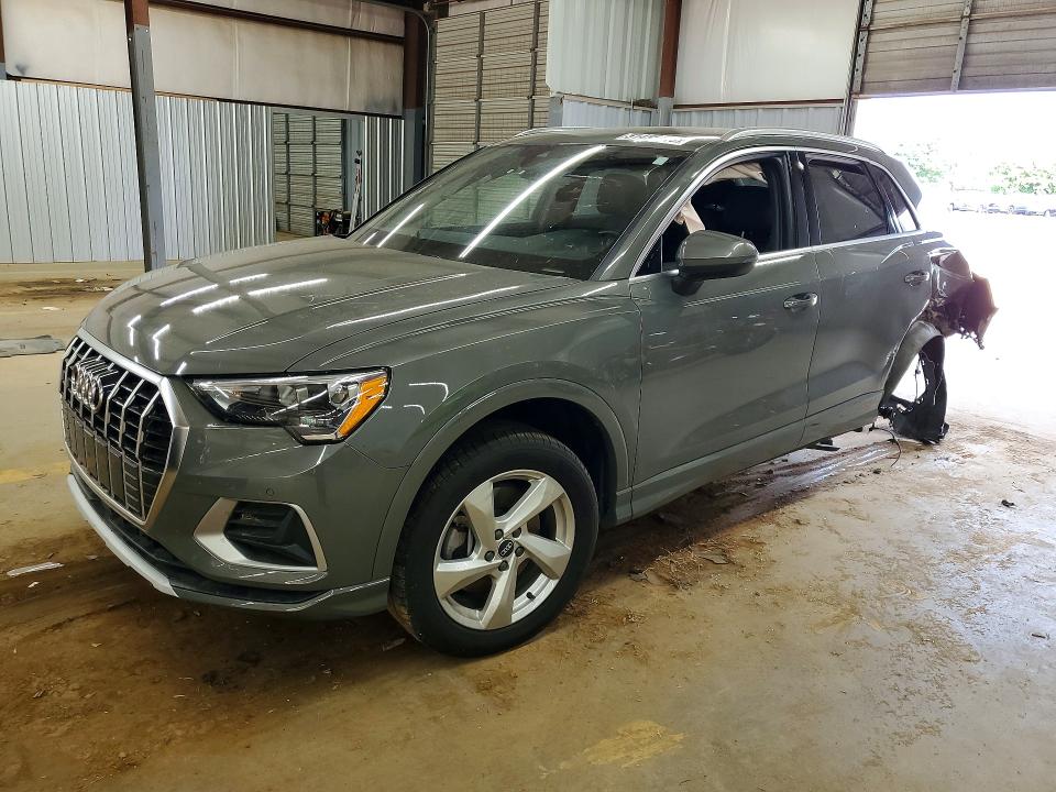 WA1AUCF3XN1000837