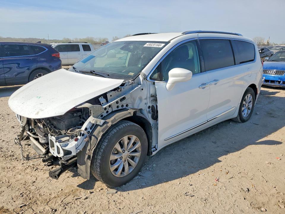 2C4RC1BG4KR680766