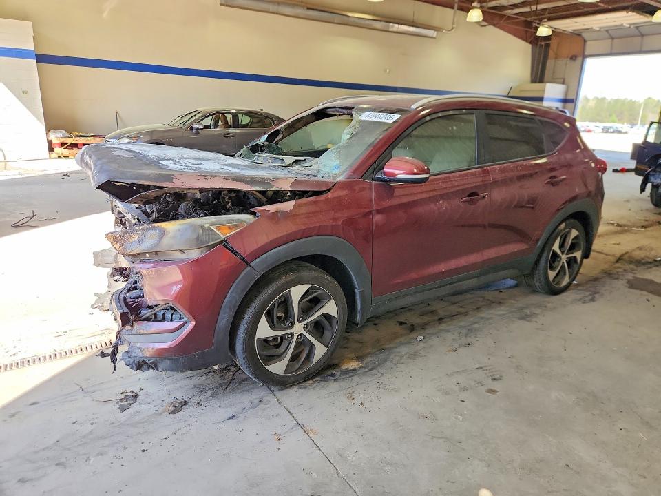 KM8J33A27GU105310