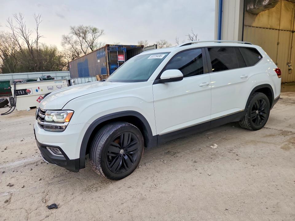 1V2MR2CA3JC550170