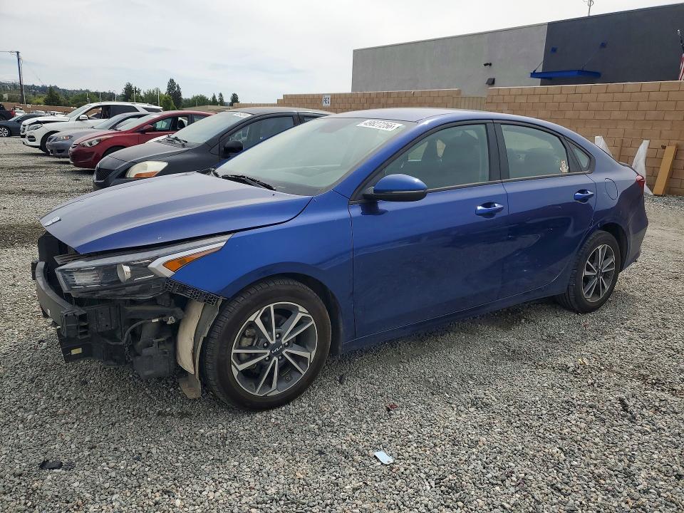 3KPF24AD4PE557993