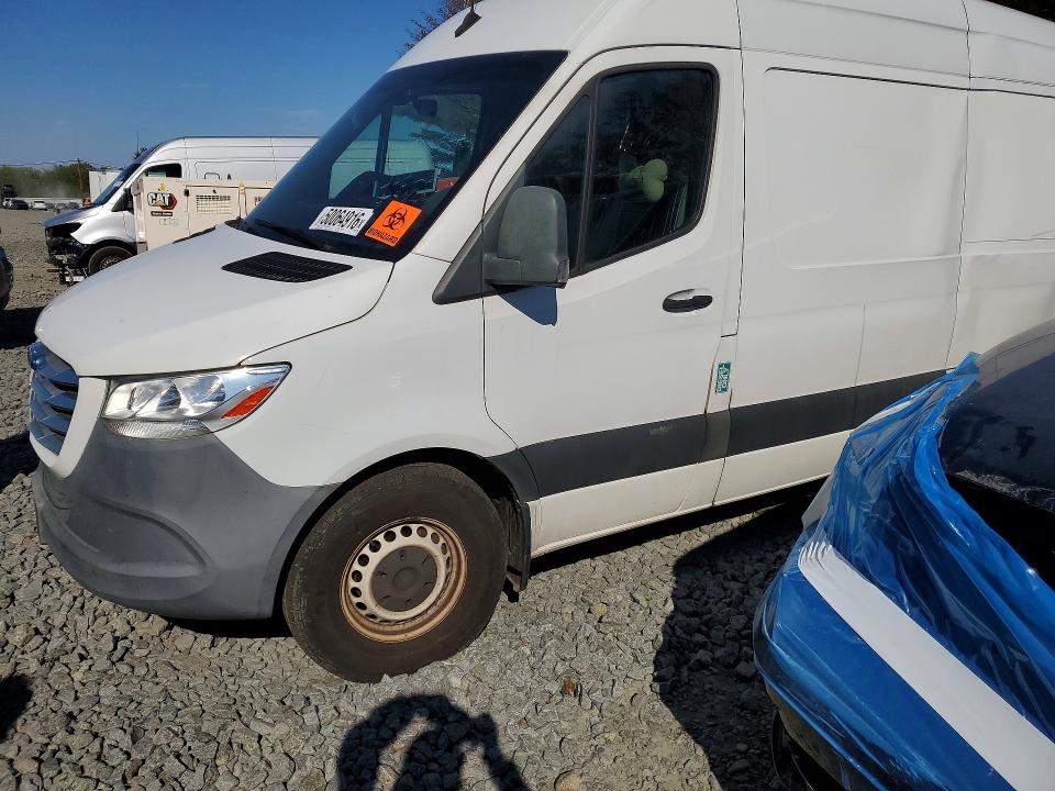 W2W4ECHY1LT023814