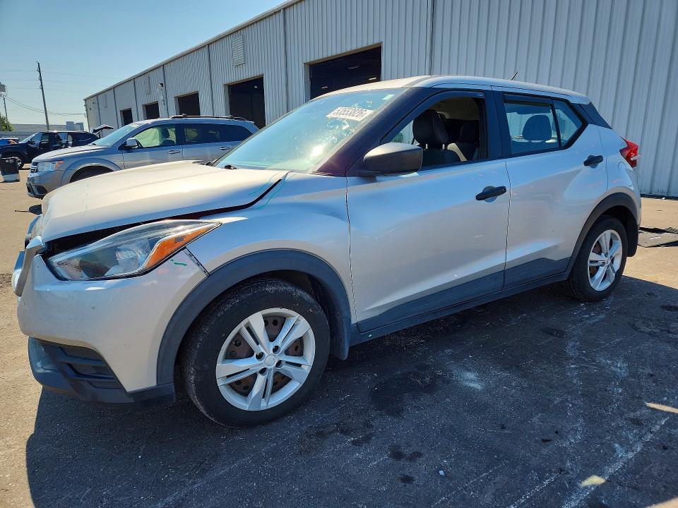 3N1CP5BV9LL562701