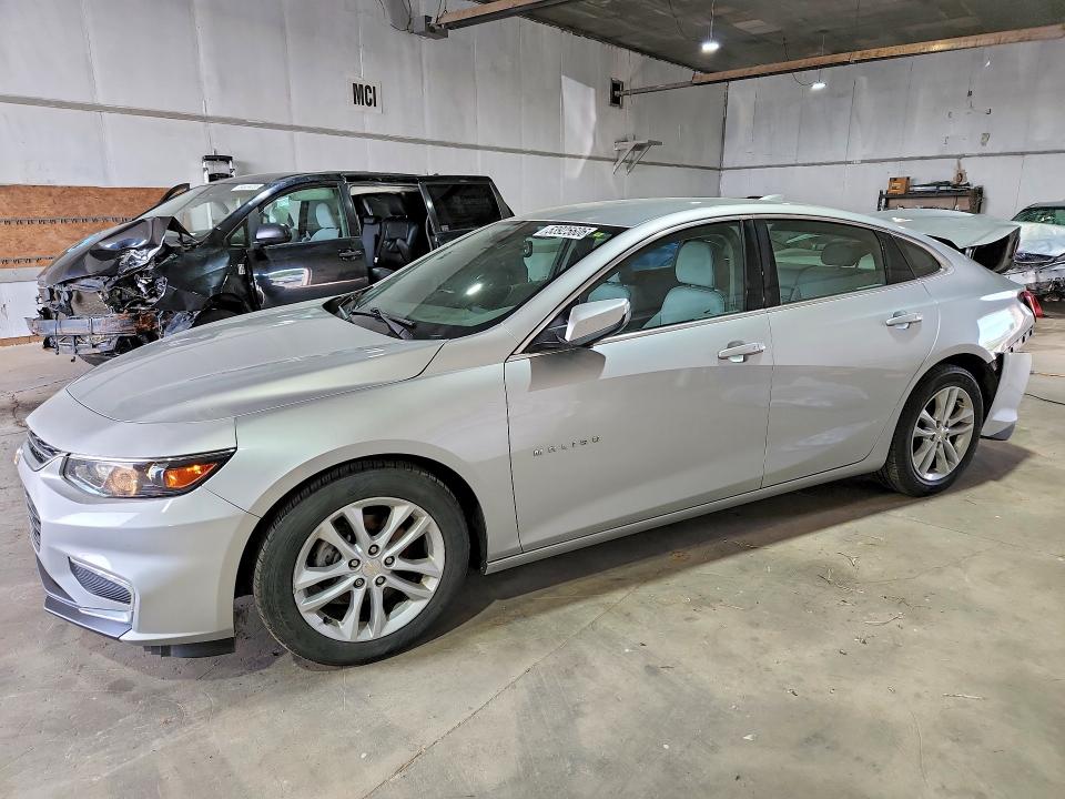 1G1ZE5ST0HF105927