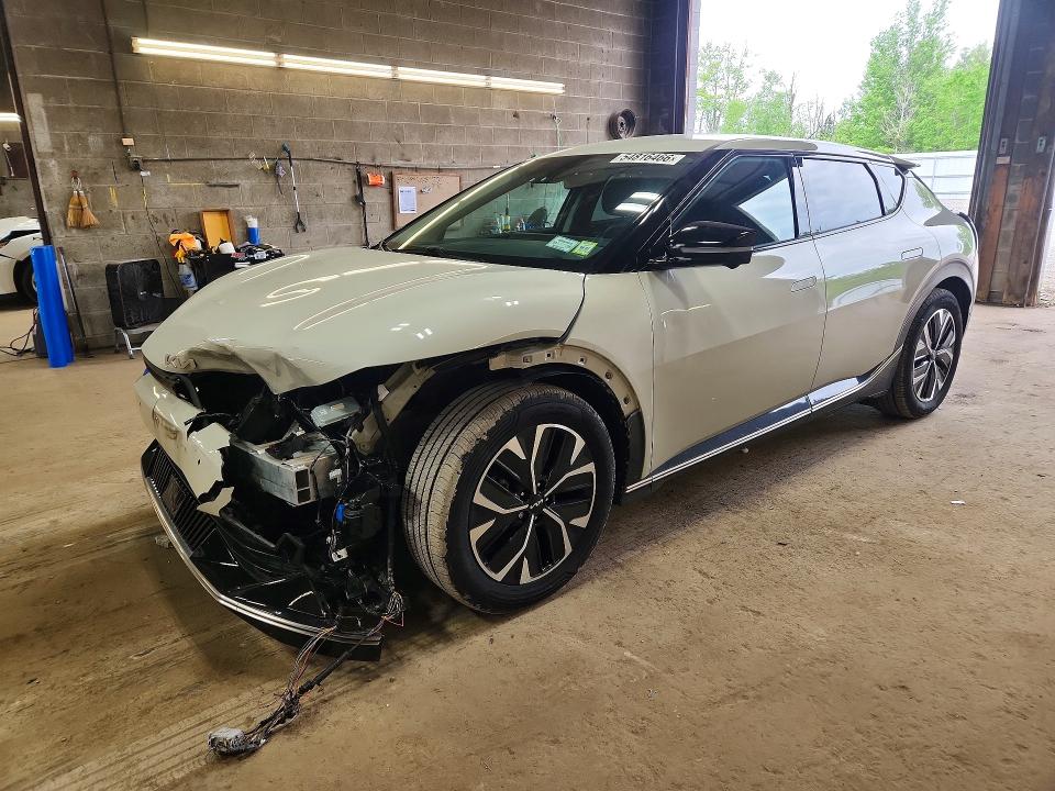 KNDC3DLC7N5032780
