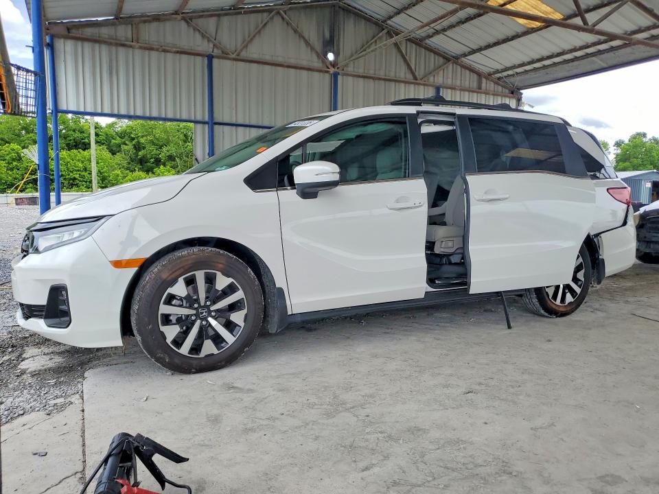 5FNRL6H68TB028869