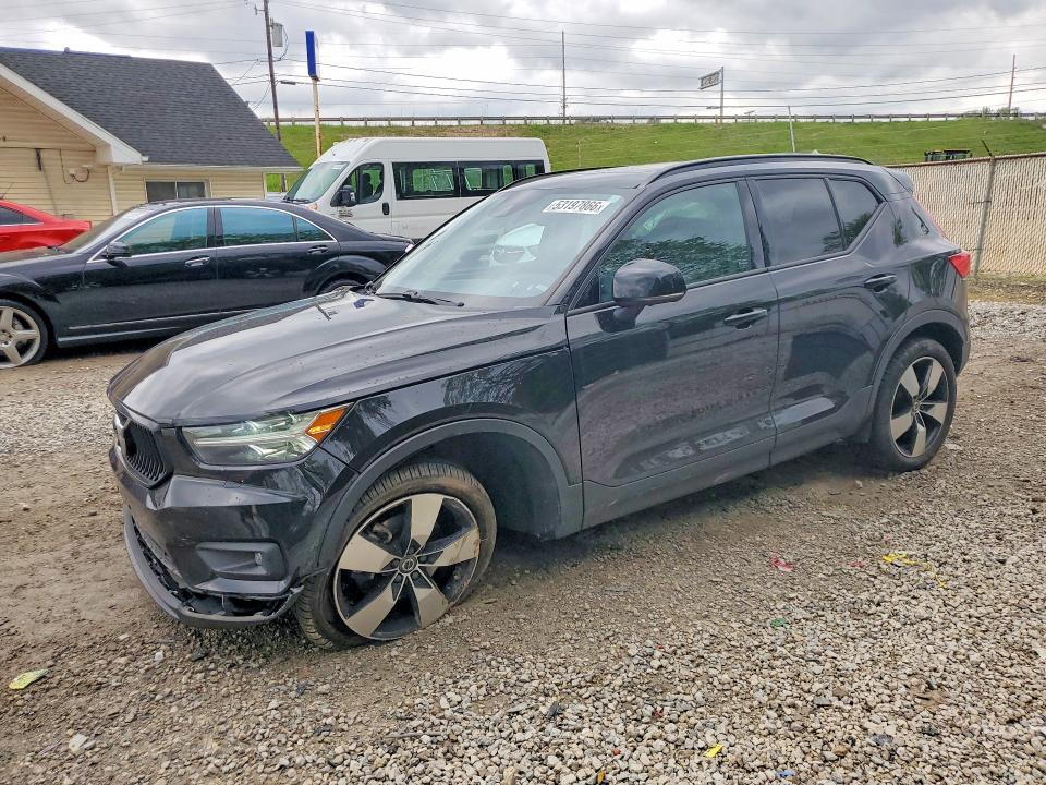 YV4162UK1L2283136